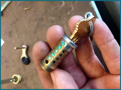 Father Son Locksmith Shop Hilliard, OH 614-465-3597 Father Son Locksmith Shop Hilliard, OH 614-465-3597 - 65-9